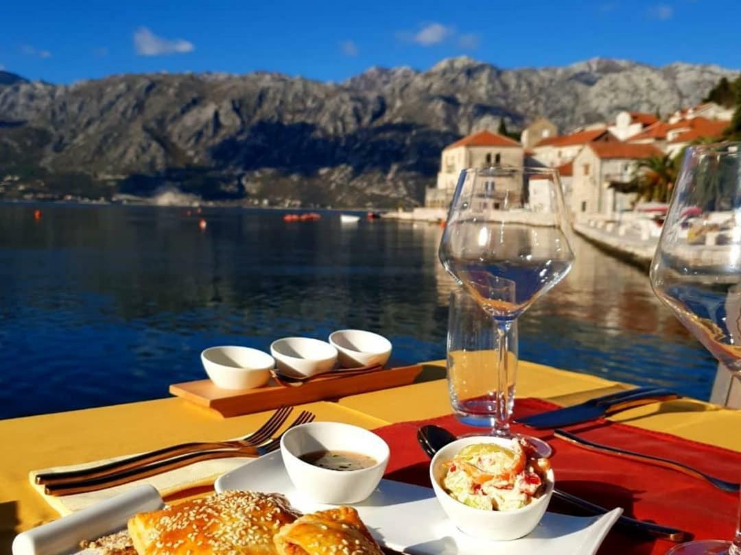 Apartmani Armonia Perast Eksteriør bilde